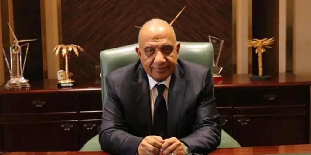 وزير الكهرباء والطاقة المتجددة 