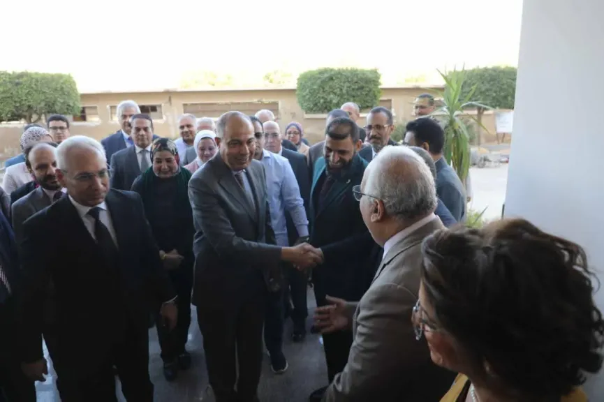   تفقد  لمبنى الإسكان الفندقي الجديد
