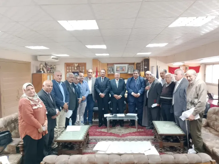 جانب من المتابعة 