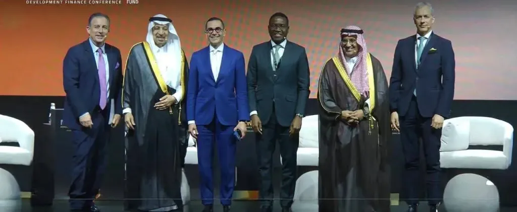 جانب من الجلسة 