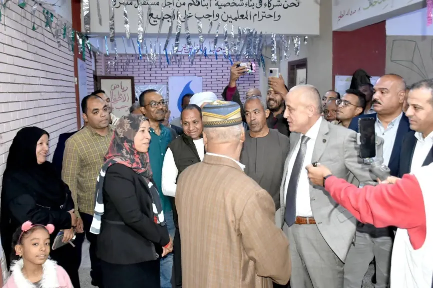 جانب من المتابعة 