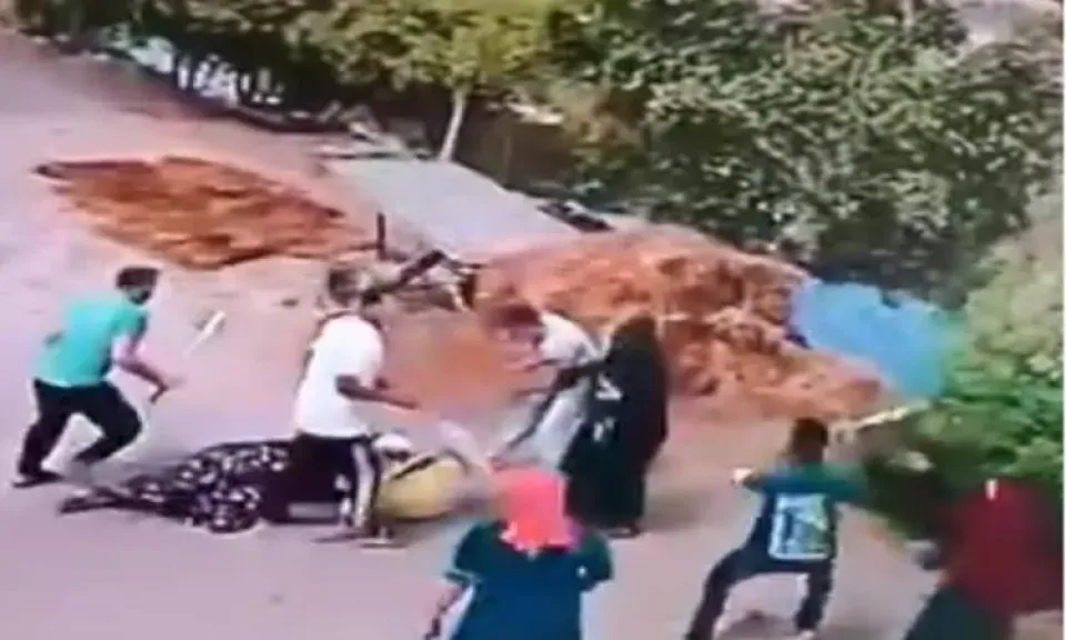 المتهمين 
