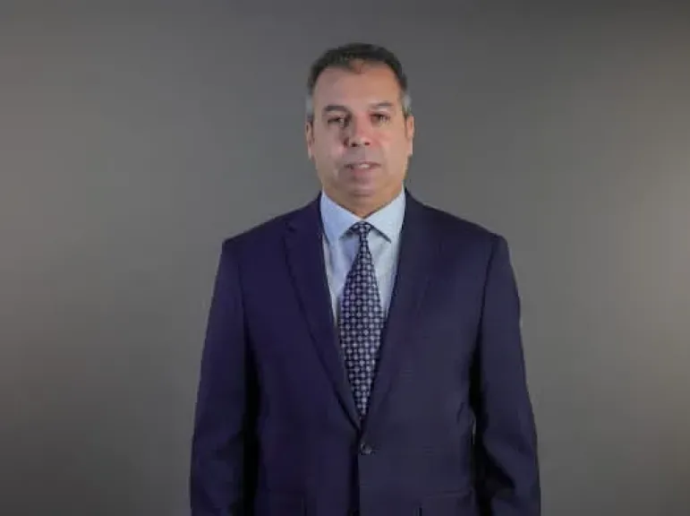 الكابتن أشرف حلمي رئيس مجلس إدارة اتحاد تنس الطاولة المصري