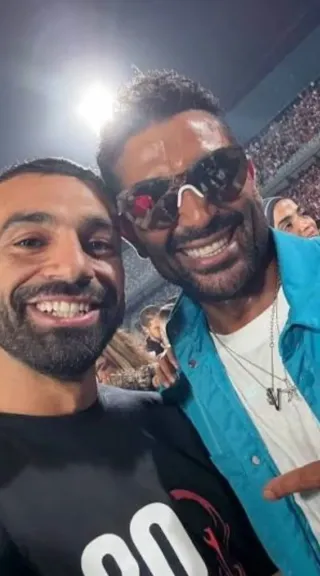 أحمد سعد يهدي محمد صلاح أغنية فخر العرب المصري