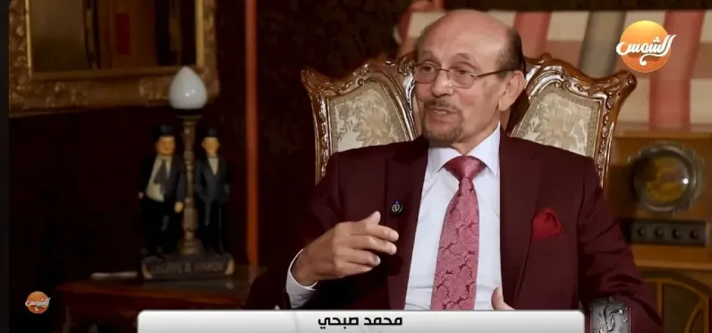 كواليس المكالمة التاريخية.. ماذا قال مبارك لمحمد صبحي بعد تقليده في ”ماما أمريكا”؟