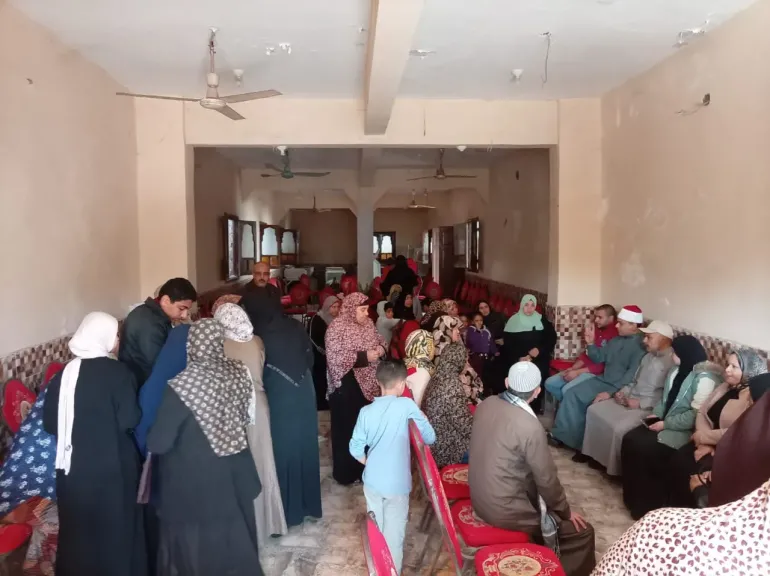 جانب من المتابعة 