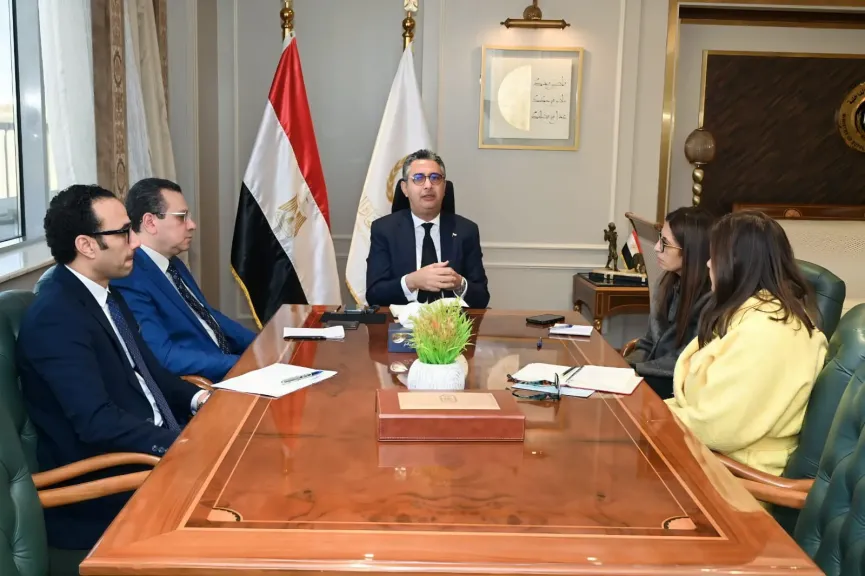 وزير التموين 