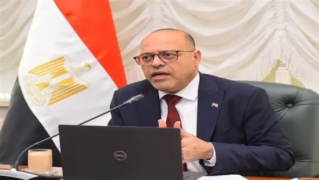 وزير العمل 