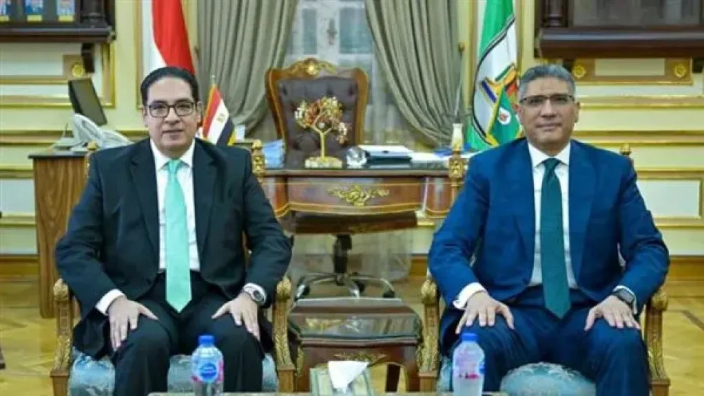رئيس الجامعه