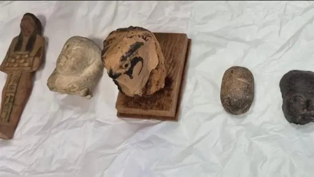 قطع اثريه