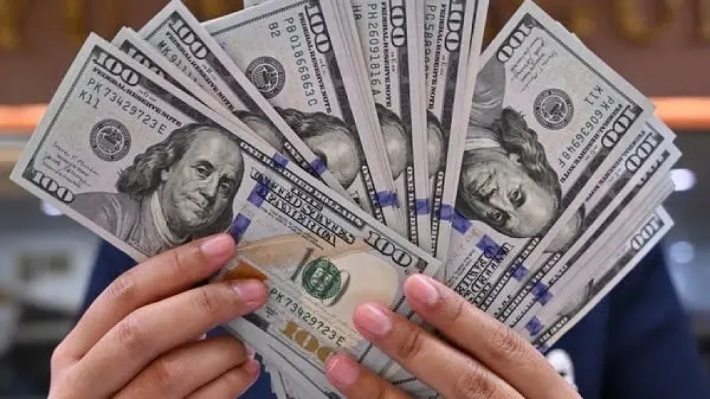 سعر الدولار اليوم 