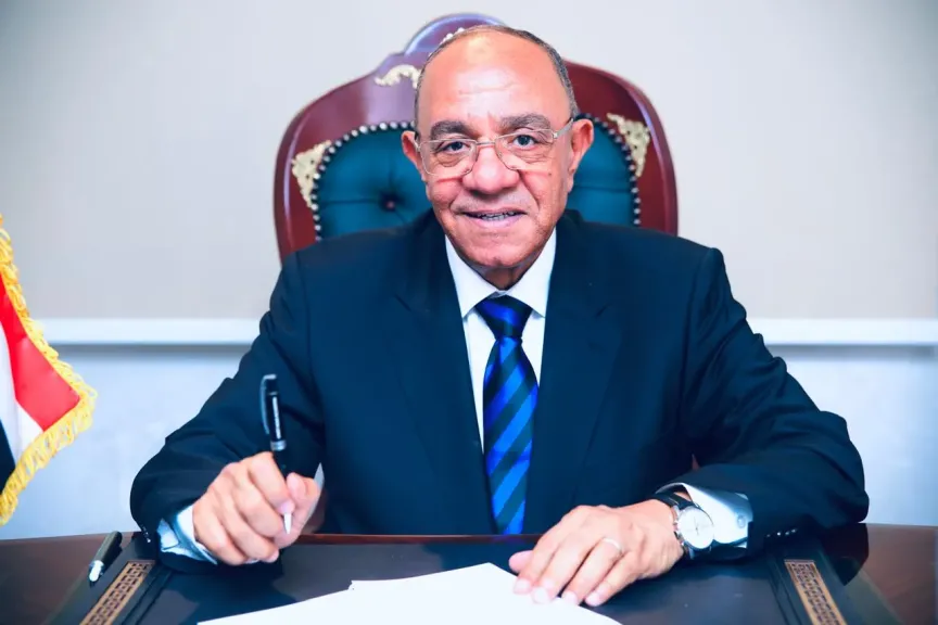 النائب عادل ناصر