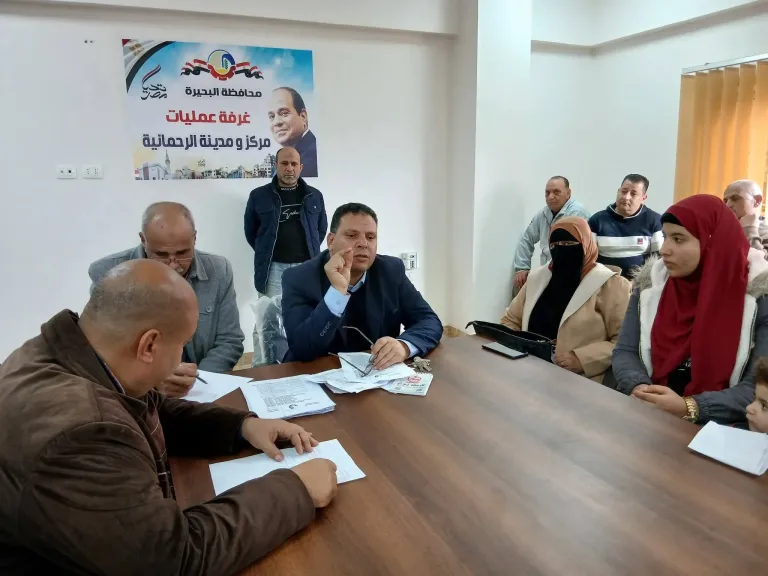 جانب من المتابعة 