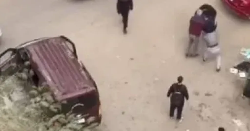 جانب من الصور 