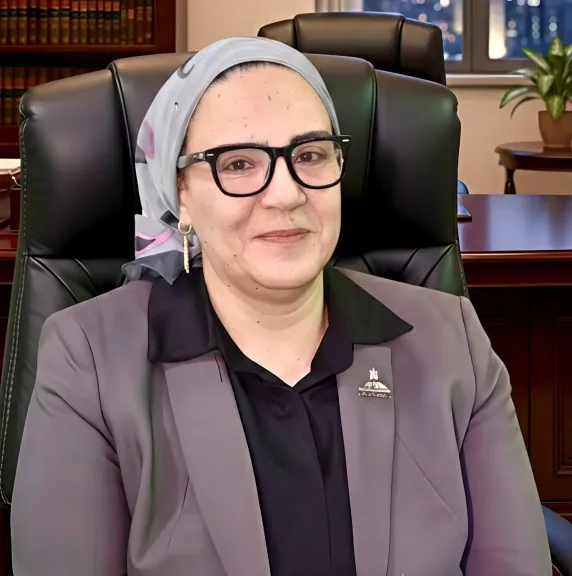 الدكتورة داليا الأتربي، عضو مجلس الشيوخ