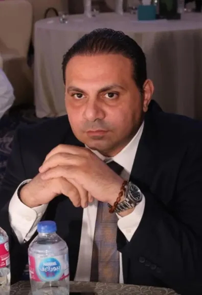 احمد زكي الأمين العام لشعبة المصدرين