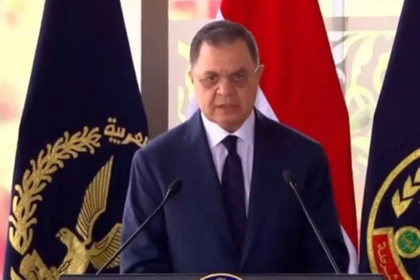 وزير الداخلية اللواء محمود توفيق 