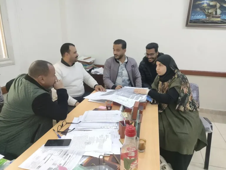 التخطيط العمراني ينهي التراخيص المعطلة بمركز قنا