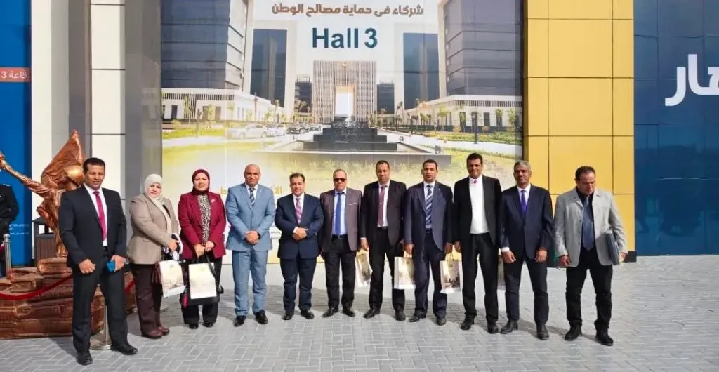 رئيس جامعة قنا يترأس وفد الجامعة بمعرض الكتاب