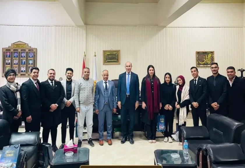 وفد جامعة الزقازيق