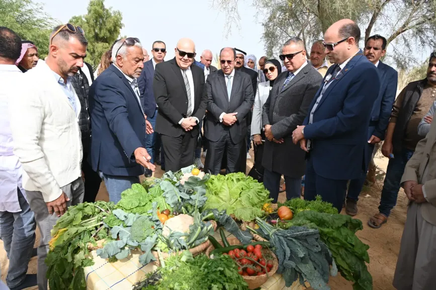 تحويل المخلفات الزراعية إلى علف حيواني بنويبع
