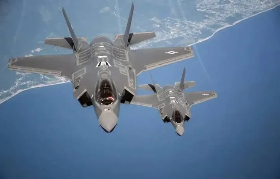 مقاتلات F-35 الشبحية  