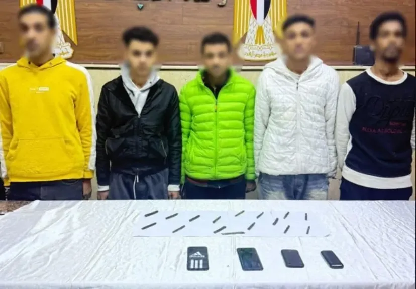 المتهمين 