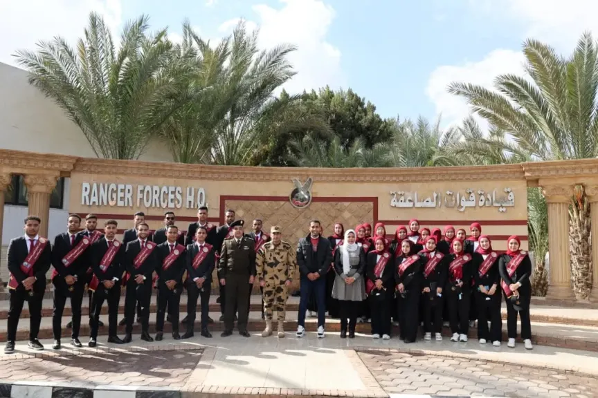 جامعة قنا في زيارة لقيادة قوات الصاعقة بأنشاص
