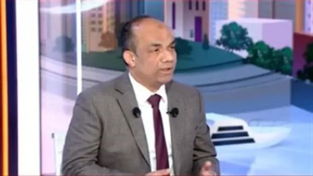 الروائي أسامة عبد الرؤوف: التاريخ مرآة لفهم الحاضر وأسئلتنا الوجودية لم تتغير