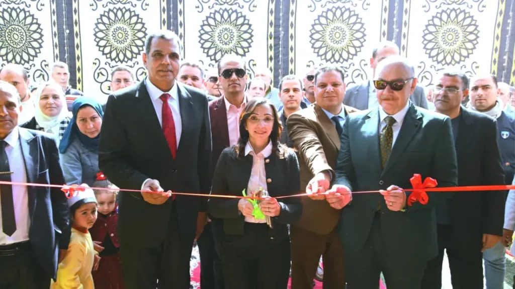 جانب من المتابعة 