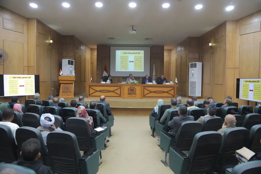 دعم وتطوير صناعة الفخار والحرف التراثية بقنا