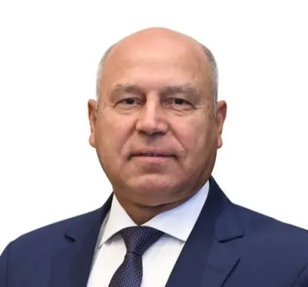 الفريق كامل الوزير