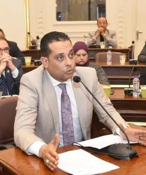 النائب محمد نشأت العمدة