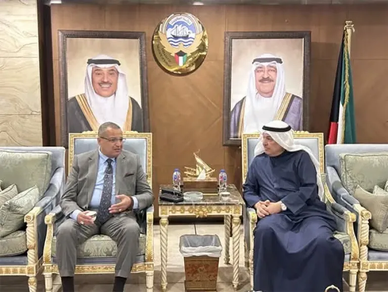 محافظ جنوب سيناء يهنئ سفير الكويت بالعيد الوطني