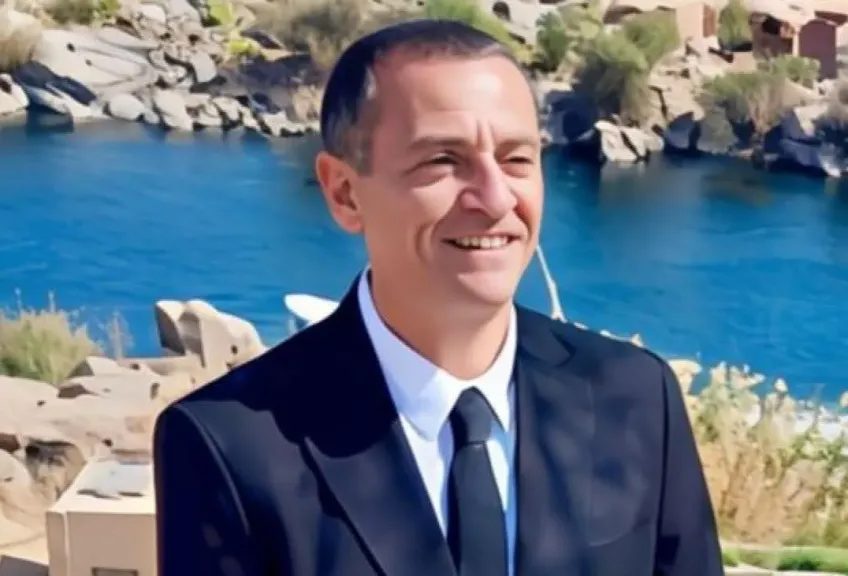 المهندس عمرو لاشين محافظ أسوان