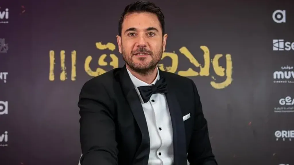 النجم أحمد عز