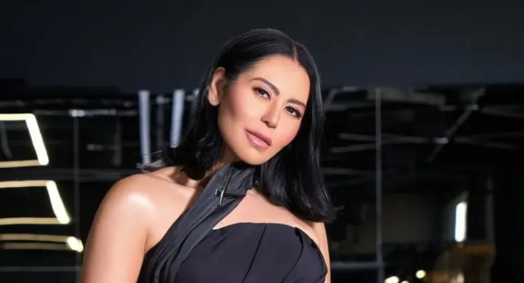  الفنانة لقاء الخميسي