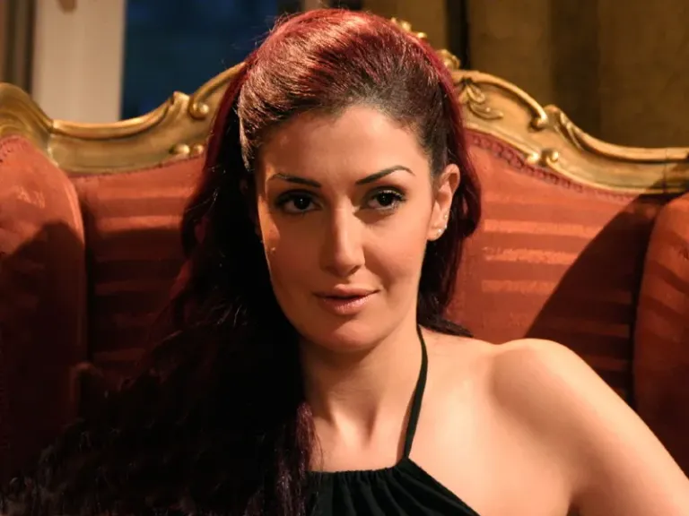 الفنانة غادة عبد الرازق