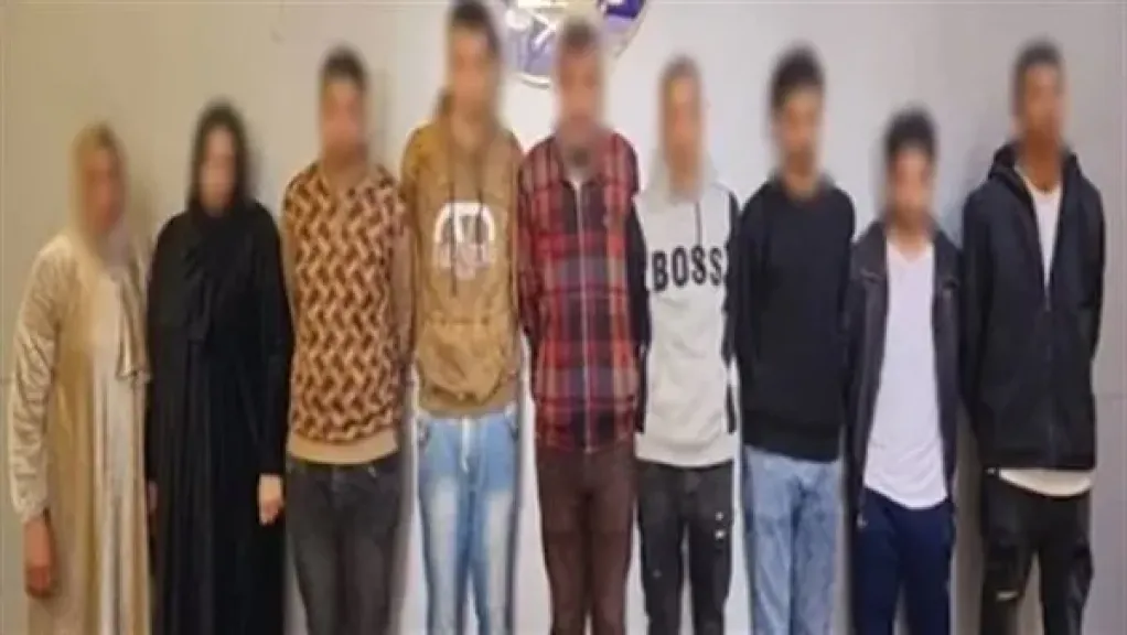 المتهمين 