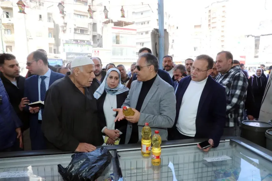 محافظ الشرقية يتفقد معرض ”أهلاً رمضان”