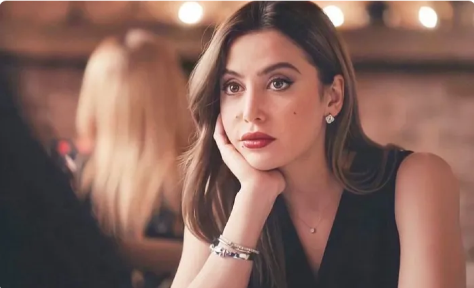  الفنانة مرام علي