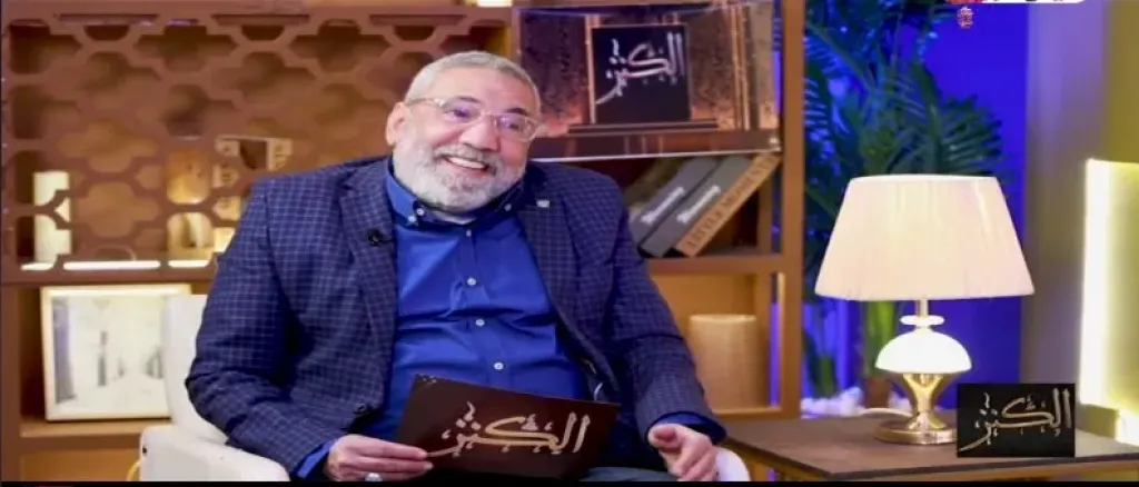 الإعلامي أشرف محمود