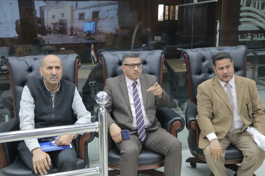 إزالة عدد من مخالفات البناء في فرشوط وقنا