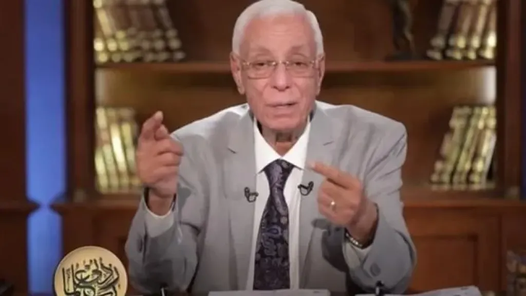 الدكتور حسام موافي، أستاذ الحالات الحرجة بكلية طب قصر العيني