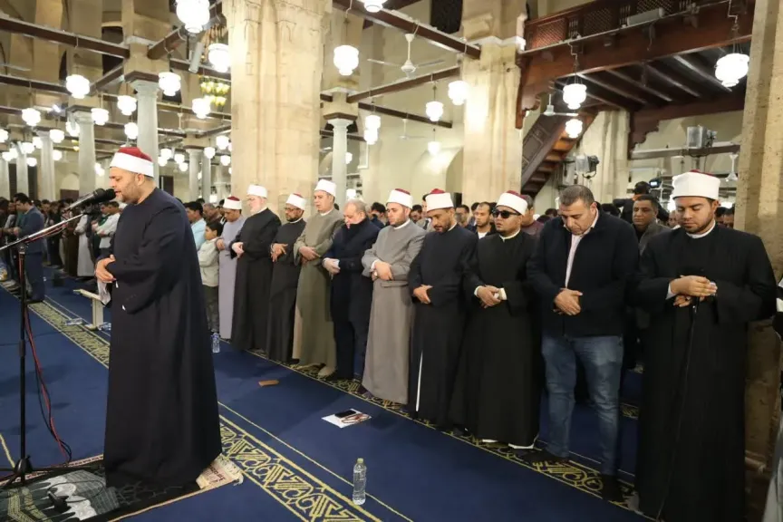 صلاة التراويح بالقراءات العشر