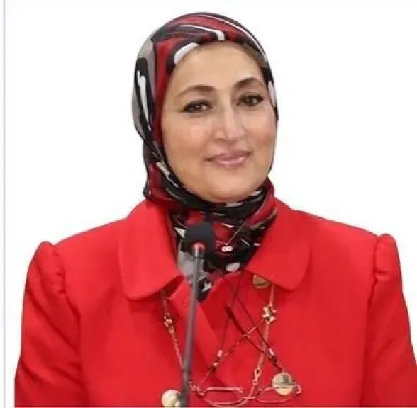 الدكتورة ثريا البدوي 