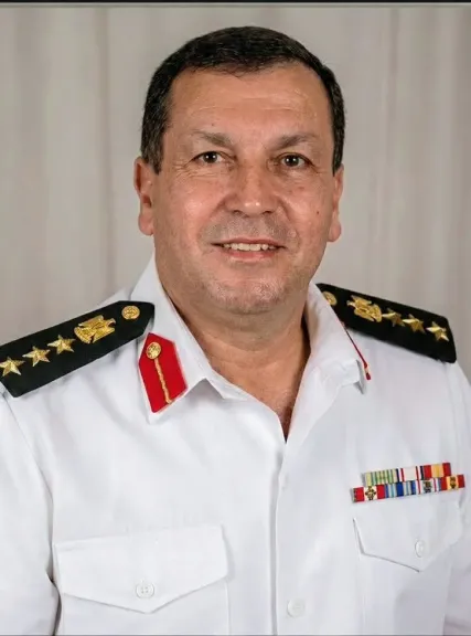 رئيس هيئة قناة السويس ينعي وفاة الربان أشرف الصواف 