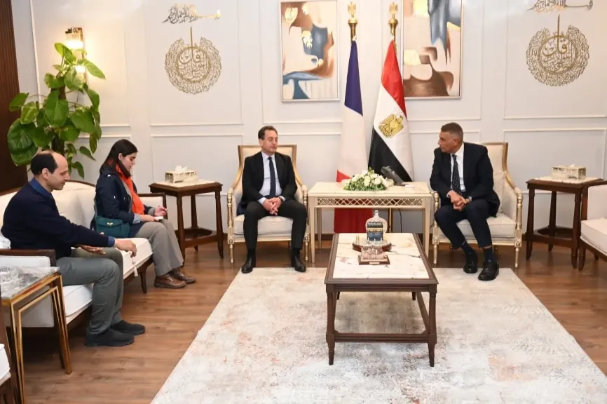 محافظ جنوب سيناء يستقبل السفير الفرنسي بشرم الشيخ 