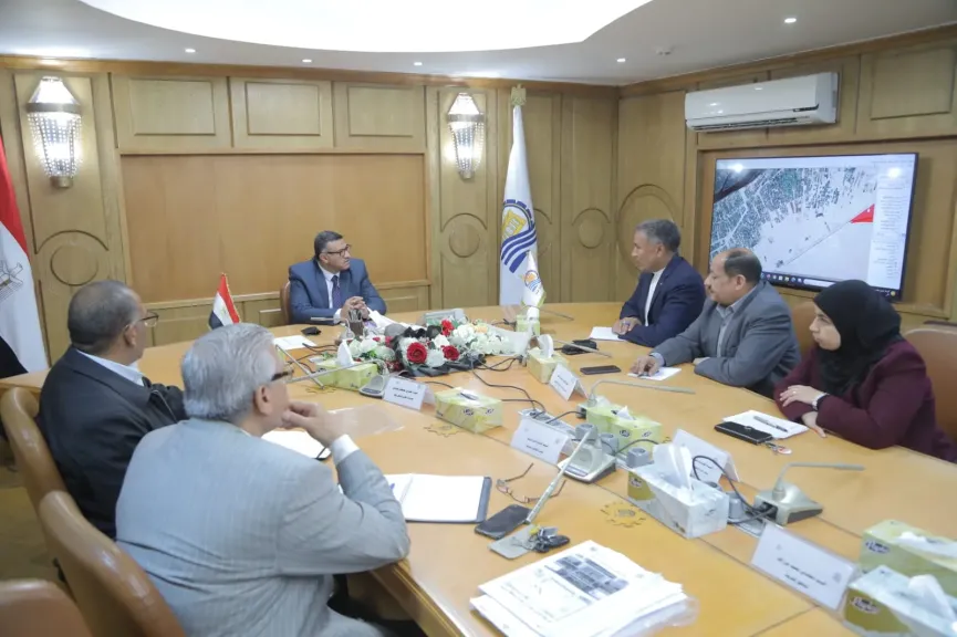 متابعة نسب الإنجاز بمشروع المنطقة الحرفية بالترامسة