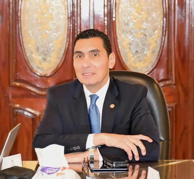 وزير الشباب والرياضة